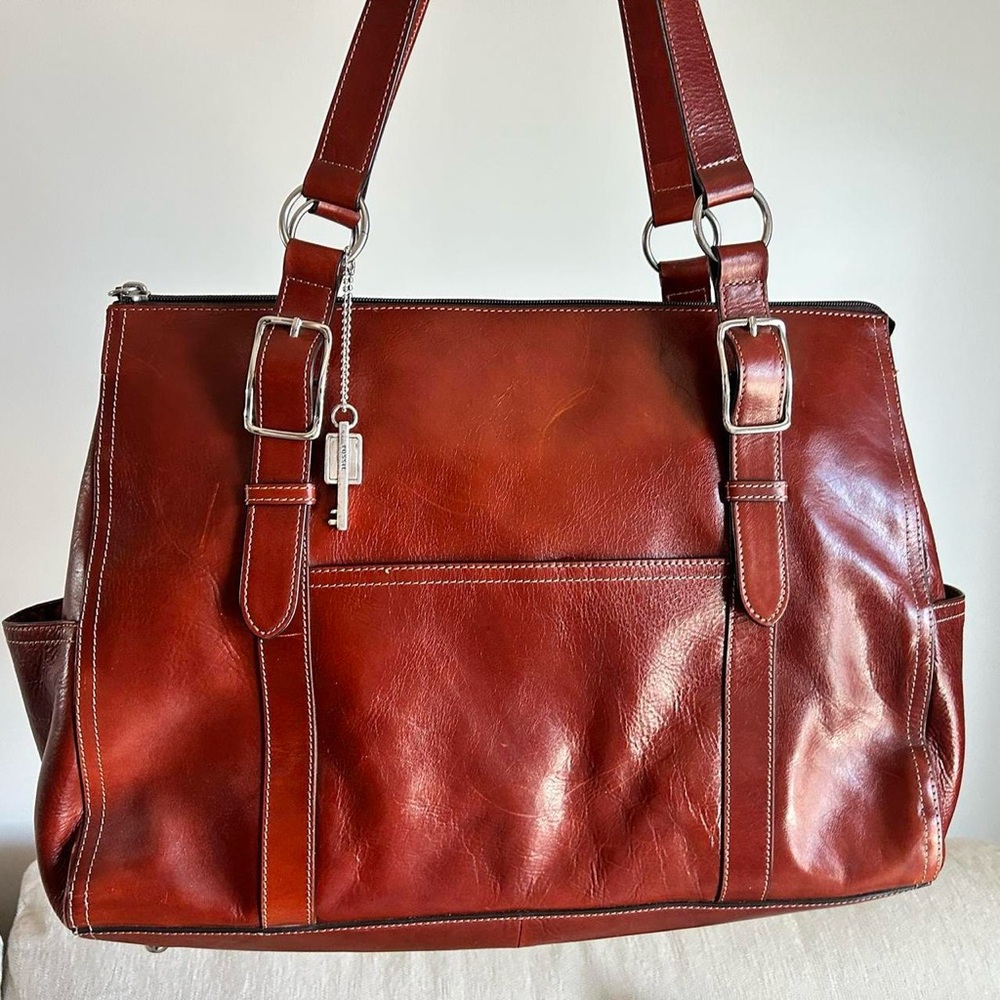 Fossil Executive Leather Shoulder Bag